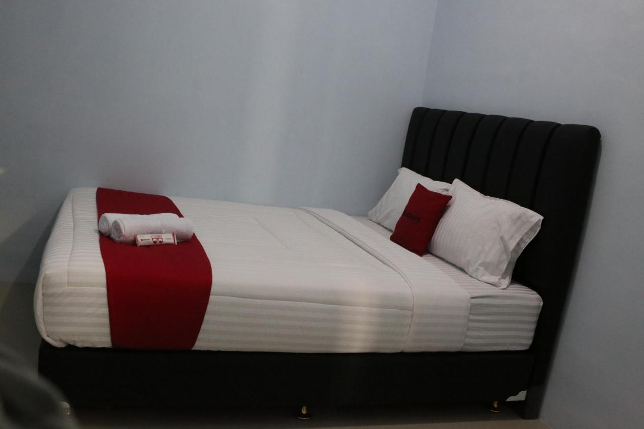 Reddoorz Syariah Near Suncity Mall มาดิอุน ภายนอก รูปภาพ